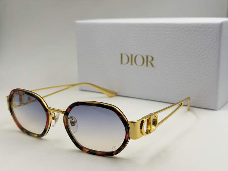 Picture of Dior Sunglasses _SKUfw80879531fw